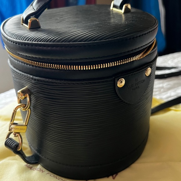 Louis Vuitton Cannes Shoulder Bag Epi Leather Black Used Women LV - Picture 5 of 7